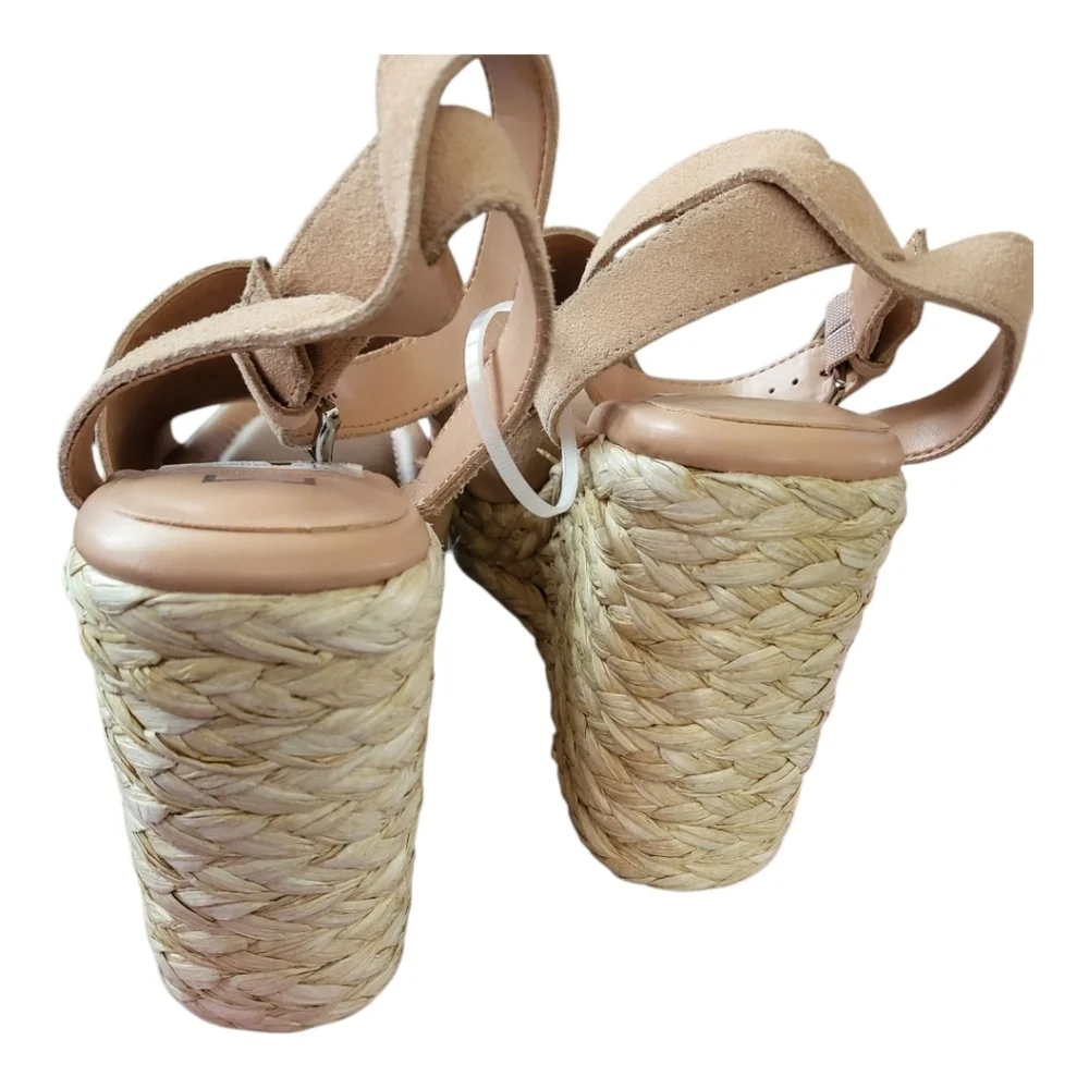 Marc Fisher Nelly‎  Wms 9.5 Natural Genuine  Suede Wedge Espadrille Sandal